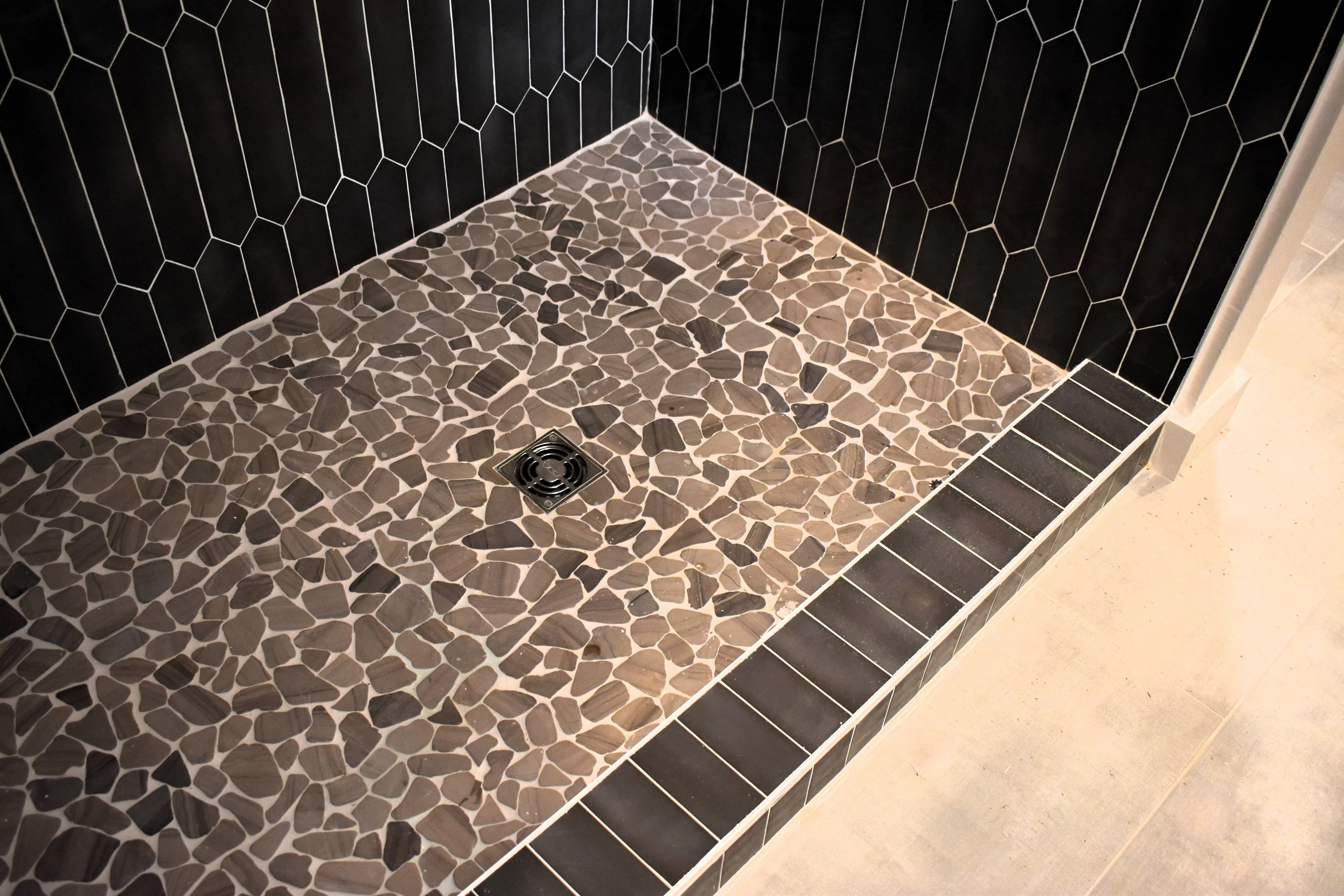 Brians-Flooring-Emser-Cultura-Autumn-Pebble-Natural-Stone-Mosaic Natural stone | Brian's Flooring & Design