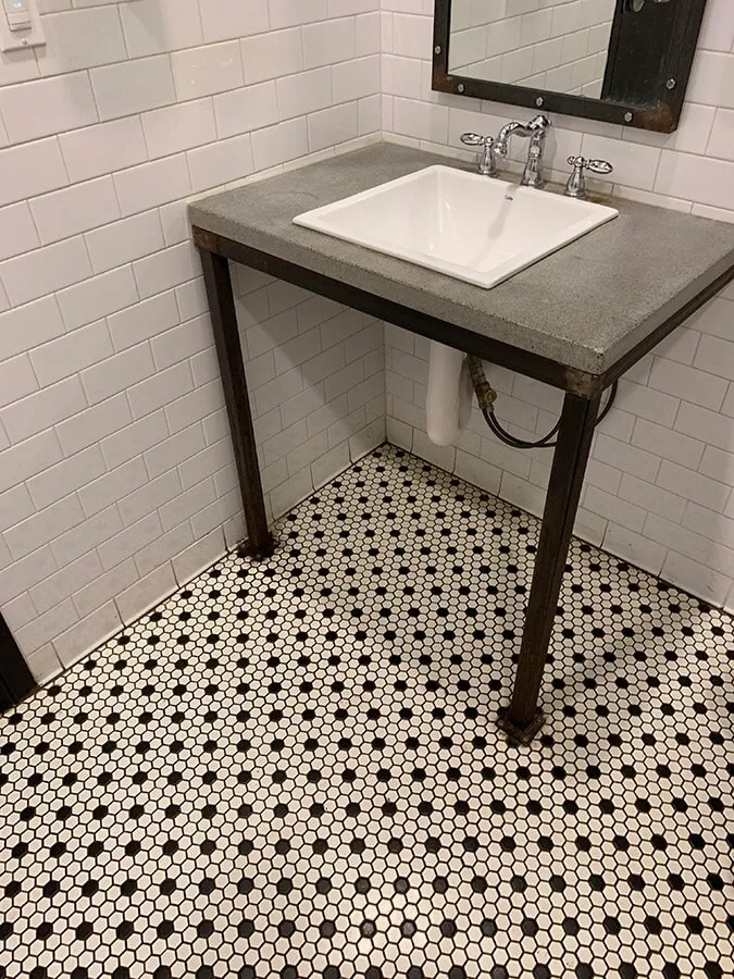 Restaurants_773 Restaurant | Brian's Flooring & Design