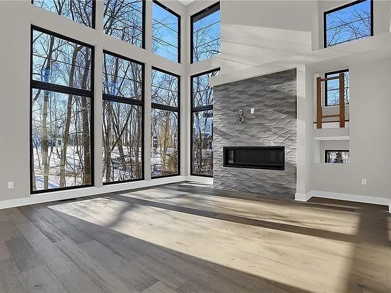 Fireplace | Brian's Flooring & Design