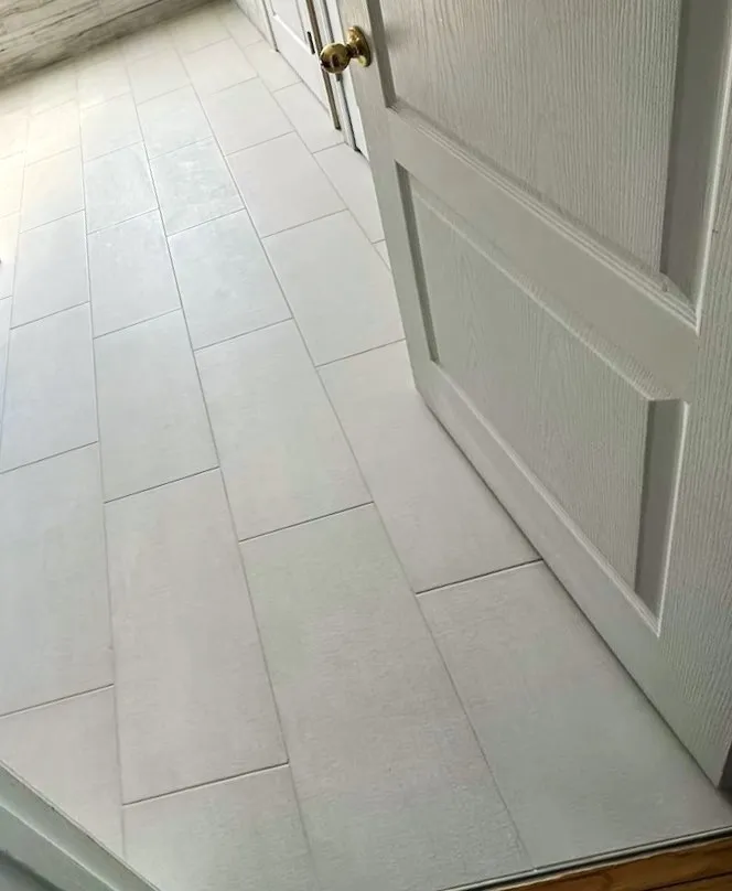 BRIANS-FLOORING-ATLAS-CONCORDE-FRAY-WHITE-PORCELAIN-TILE-FLOOR Porcelain tile | Brian's Flooring & Design