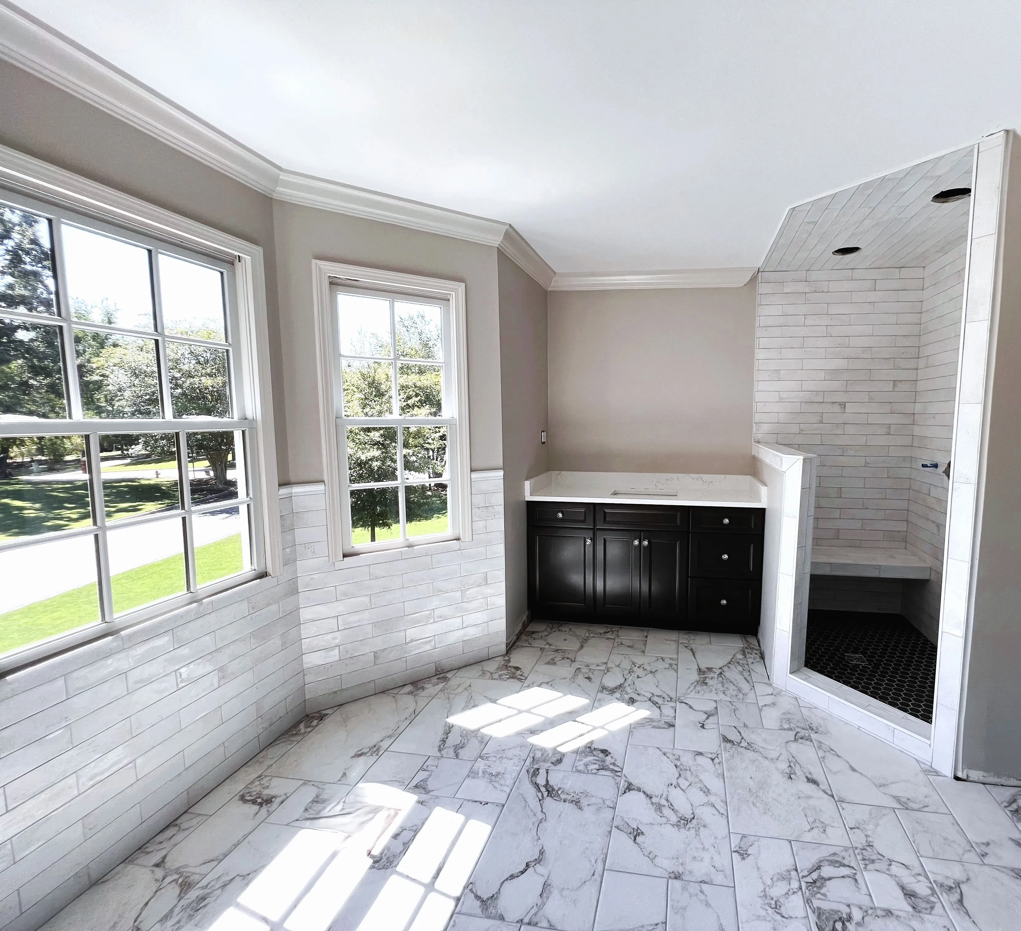 BRIANS-FLOORING-SERENISSIMA-MAGISTRA-PAONAZZETO-PORCELAIN-TILE-COMMODITILE-PRESTIGE-ANCHOR-HEXAGON-MOSAIC-SHOWER-FLOOR-INDUSTRIAL-WHITE-SHOWER-WAL Flooring | Brian's Flooring & Design