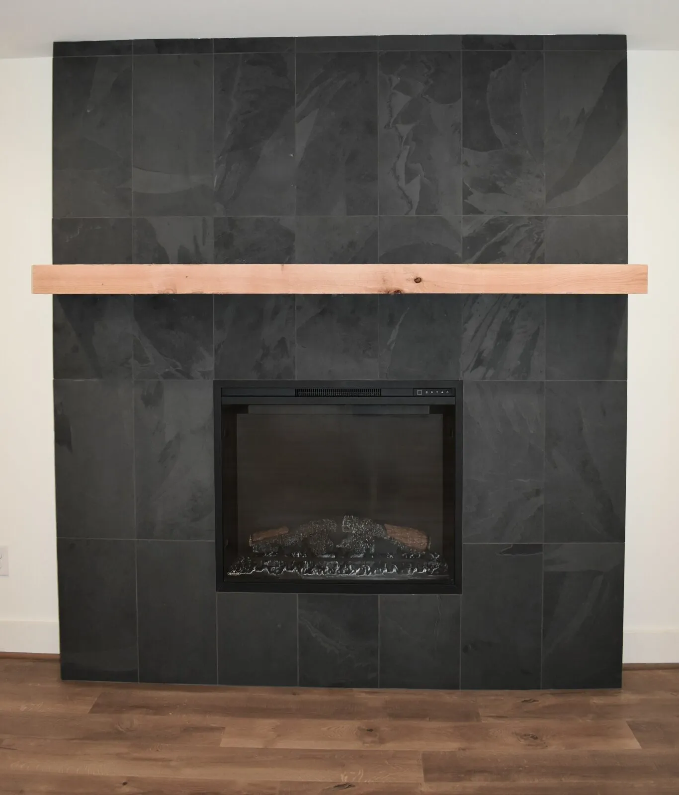 Website-Fireplace-Surround-Page-Portfolio-Vertical Fire place | Brian's Flooring & Design